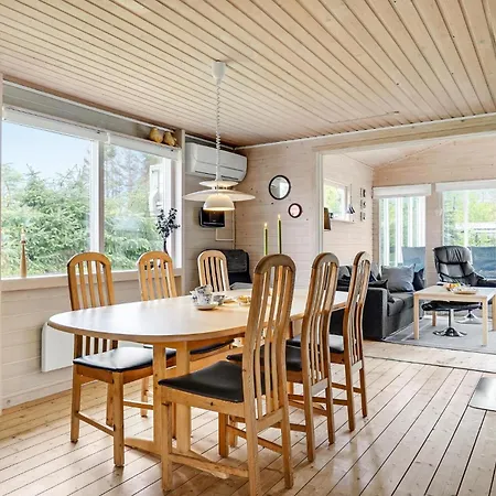 Lovely In With Kitchen *